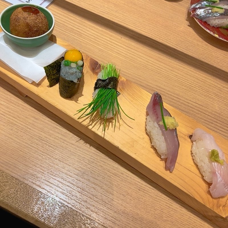 季節の5貫盛り(すし辰 ekie店)