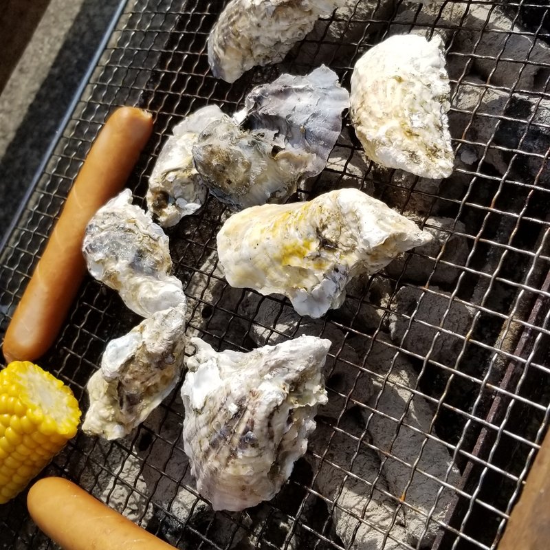 牡蠣焼き(小長井町漁協直売所 )