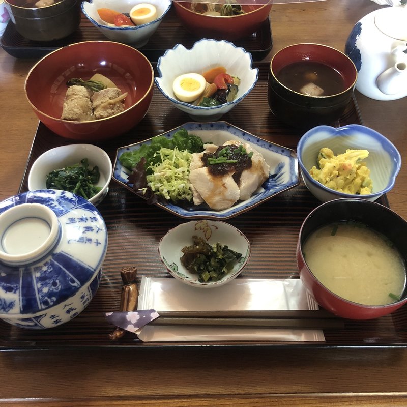 窓の月御膳(蔵人)