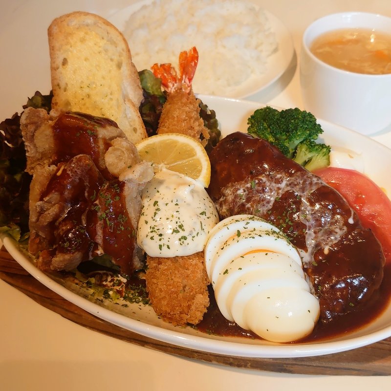 ランチB ミックスグリル＆ライス(カフェレストラン カウタウン)