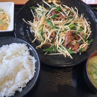 レバニラ定食(麺専科 げんき(らーめん居酒屋))