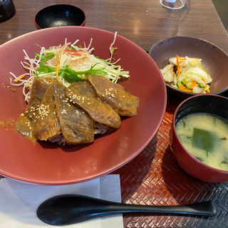 鰹ハリハリ野菜丼(大戸屋 宇部昭和町店 )