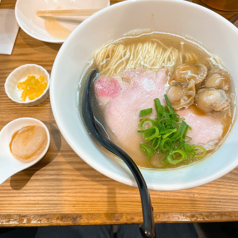 (麺屋33 （めんやさんじゅうさん）)