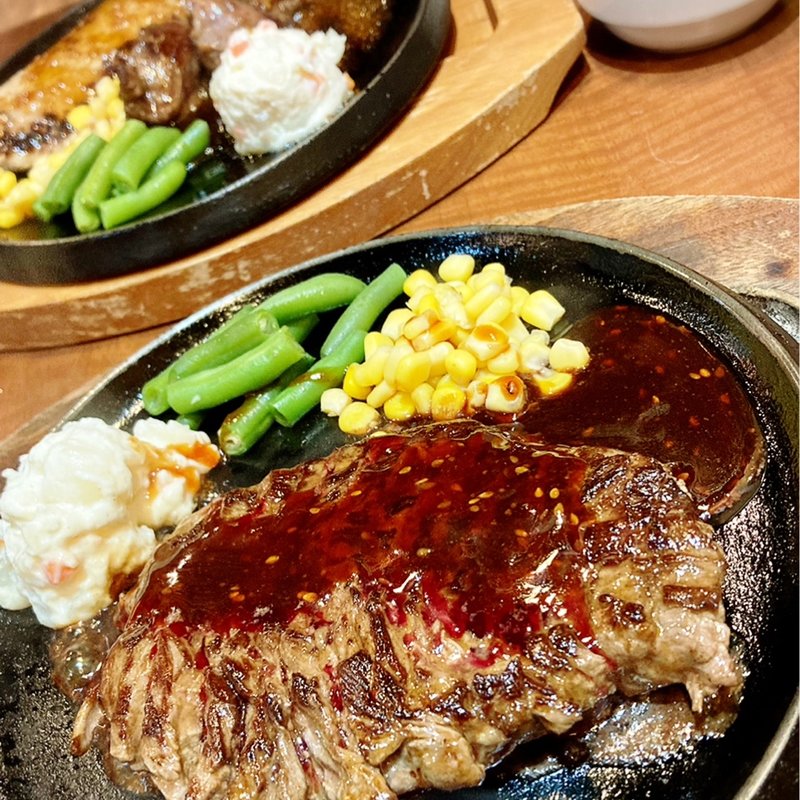 カイノミステーキ200g(鉄板王国 西新宿店)