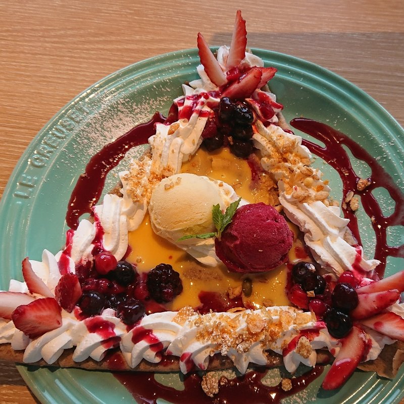 ベリーベリー クレープ(むさしの森珈琲 川崎野川店)