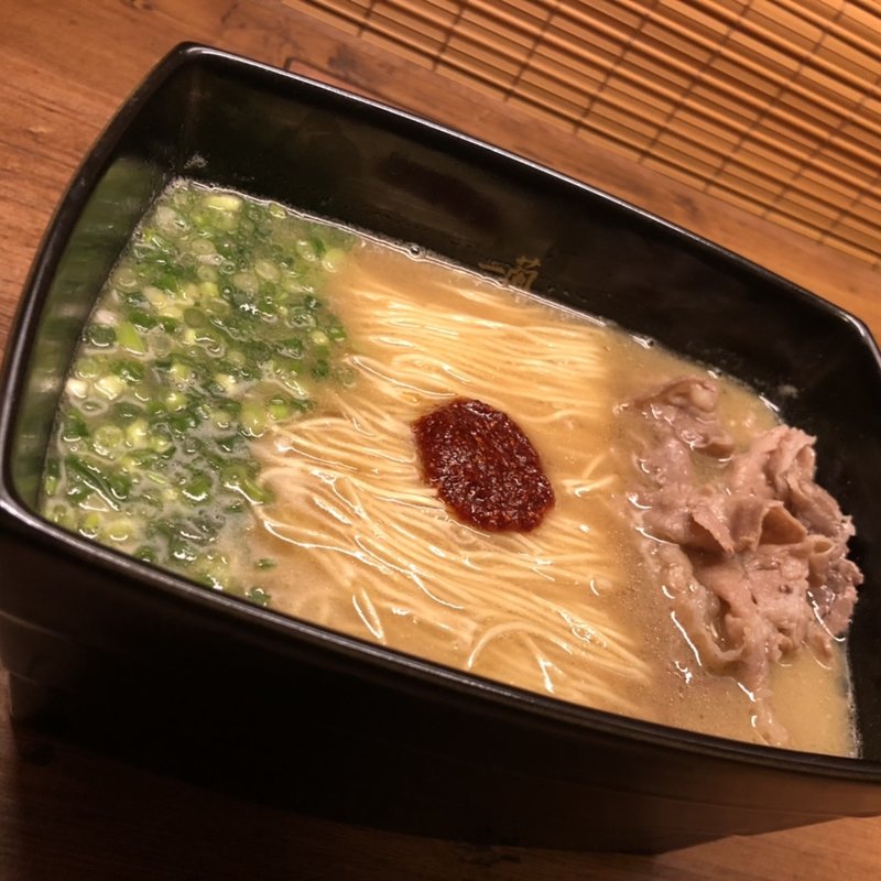 ラーメン 100%とんこつ不使用(一蘭 なんば御堂筋店)