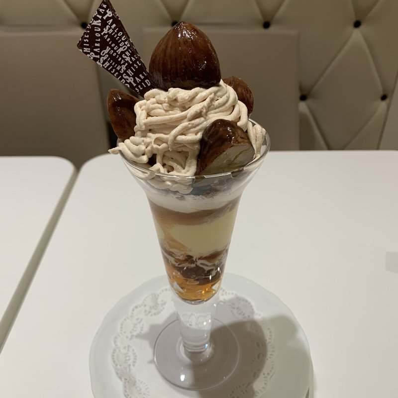 マロンパフェ(資生堂パーラー 八重洲ショップ)
