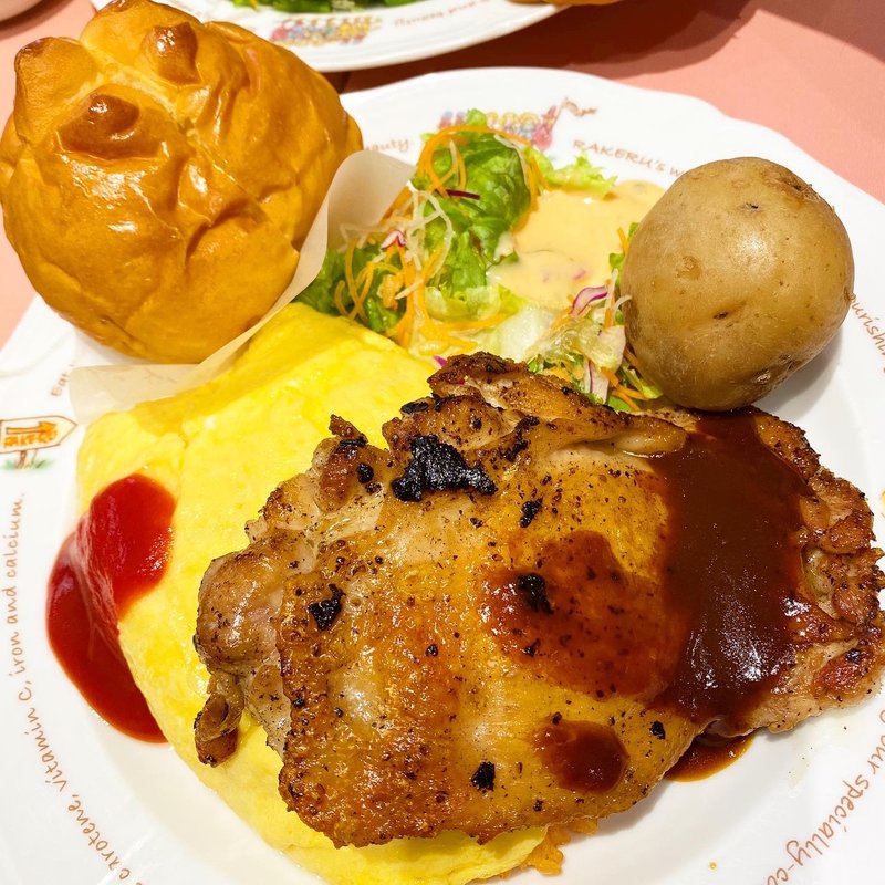 こだわり桜姫鶏ステーキとオムライス(Hill Top Rachel Cafe ららぽーと立川立飛店)