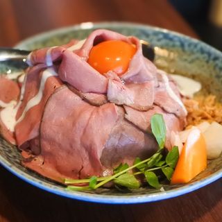 自家製ローストビーフ丼 大盛 肉200g(ニクスタンドen)
