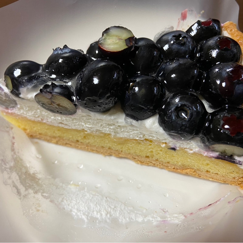 浜松ブルーベリーのタルト　レモン風味(キルフェボン グランメゾン銀座)