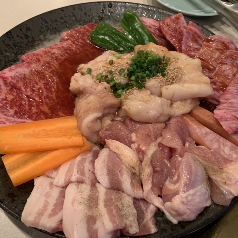 特選和牛盛り合わせ(与羅ん館 （ヨランカン）)