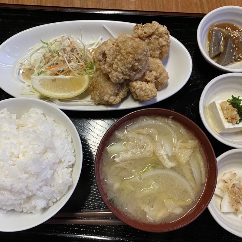 唐揚げ定食(サウナしきじ)