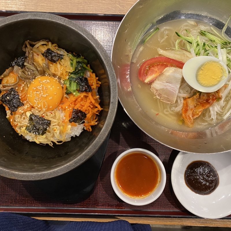 冷麺とビビンバセット(明洞食堂 イオンモール幕張新都心店)