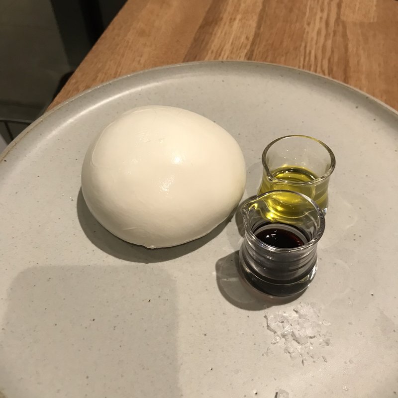 ブッラータ(GOOD CHEESE GOOD PIZZA)