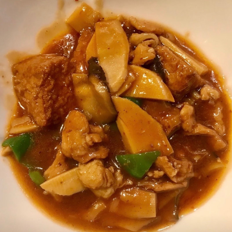 豚肉とタケノコのピリ辛炒め(パンダレストラン)