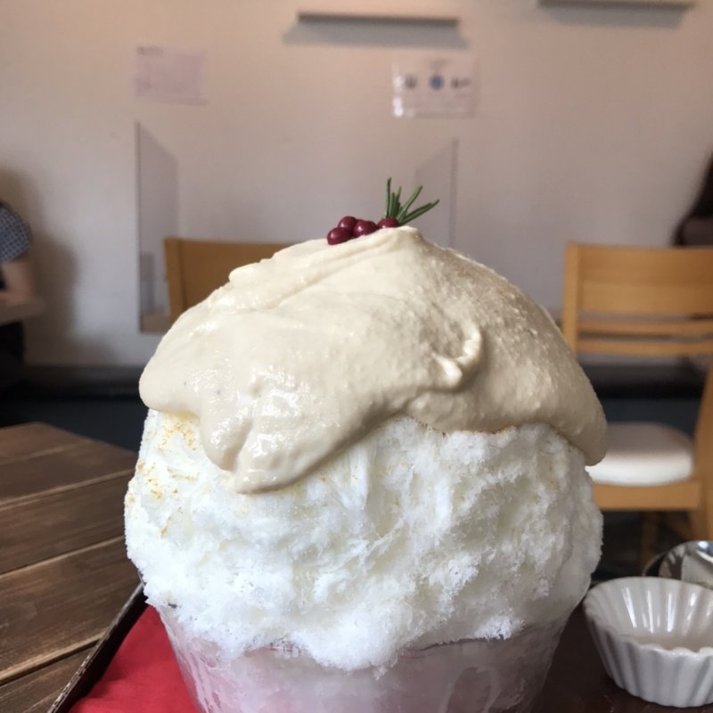 カシューナッツとフランボワーズ(サカノウエカフェ )