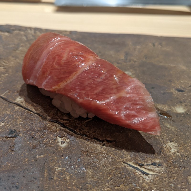 和歌山産マグロ(鮨 和さび （わさび）)