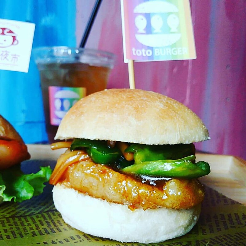 青椒魚絲（チンジャオトト）(toto BURGER)