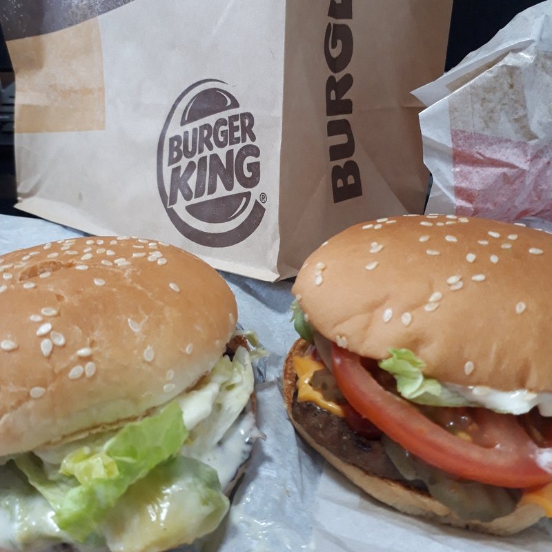 ワッパーチーズJrとアボカドバーガー期間限定(バーガーキング 大塚駅南口店)