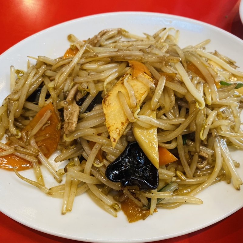 もやし炒め(大衆中華と餃子専門 まるい飯店)