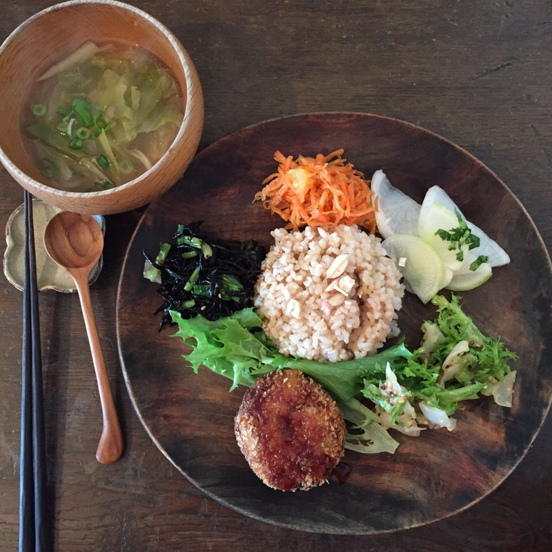 ひがわりランチ(ひなび )