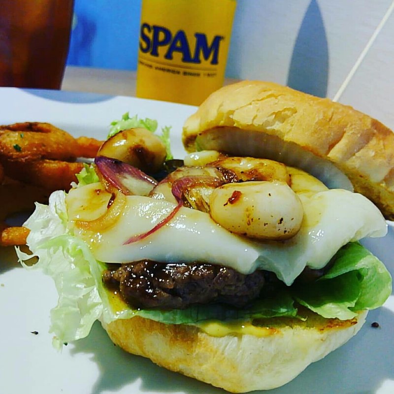 テリチチバーガー(アオラニカフェ)