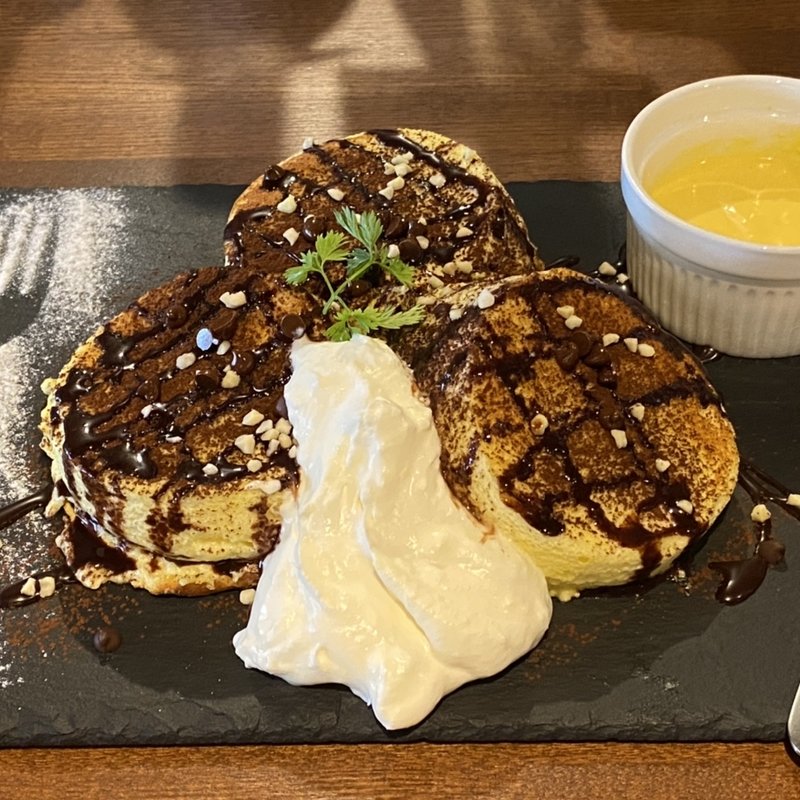 チョコナッツスフレパンケーキ(WineCafe取手店)