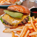 バーガーランチ(チーズ、アボカド追加)
