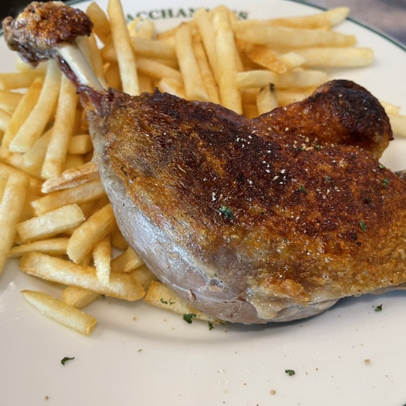 鴨もも肉のコンフィ(AUX BACCHANALES GINZA（オーバカナル 銀座）)