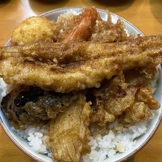 穴子天丼(てんぷら 味覚)