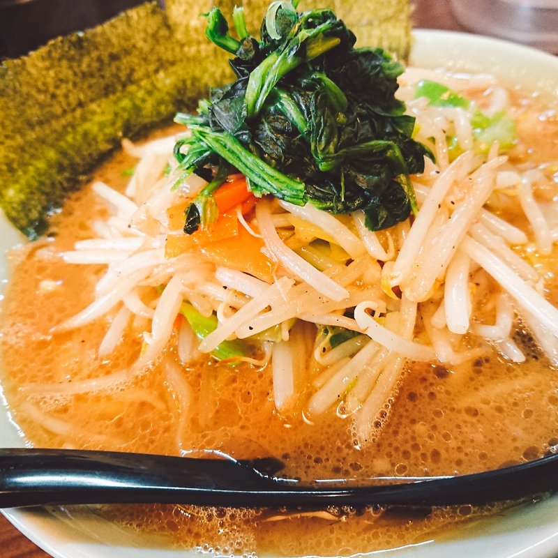 野菜味噌らーめん(本流たま家姉妹店 ８３１家)