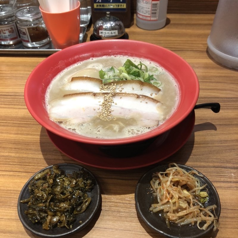 金虎大玉ラーメン(大衆麺食堂きんとら JR姫路駅東口本店)