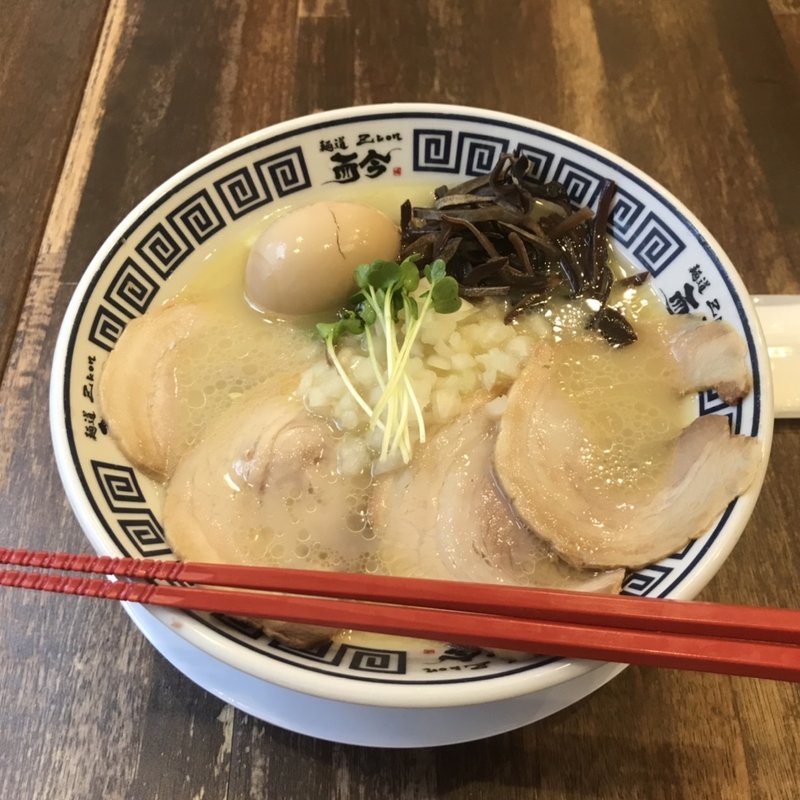 チャーシュー天然塩の極上あさりそば(麺道 而今 茨木店)