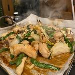 鶏ちゃん(ニラ、まいたけトッピング)(とり屋 ～Oban～)