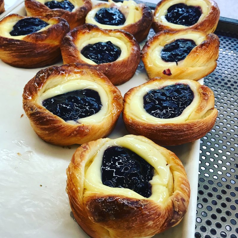 ブルーベリーフロマージュ(ニキベーカリー 綾瀬店)