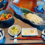 焼鳥丼御膳