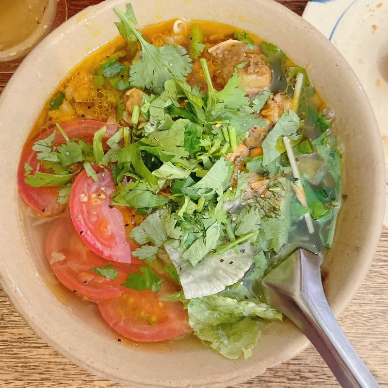 牛肉とトマトのフォー(チョップスティックス 吉祥寺店)