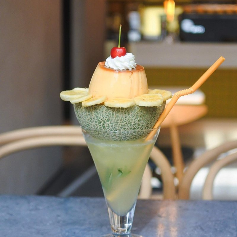 プリンアラモード(KAMIYAMA lobby)