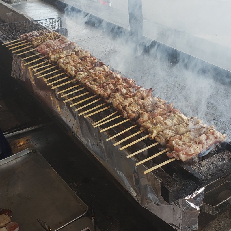 扇屋の看板メニュー 焼き鳥(備長扇屋 東海加木屋店)