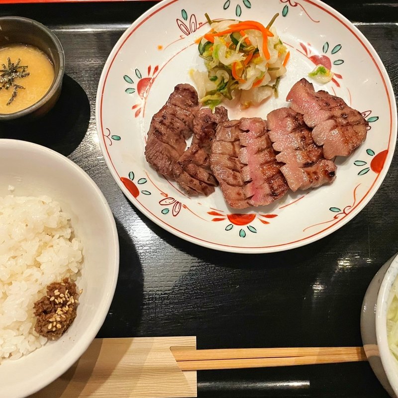上牛タン定食(牛たん焼き 仙台辺見 川崎アゼリア店)