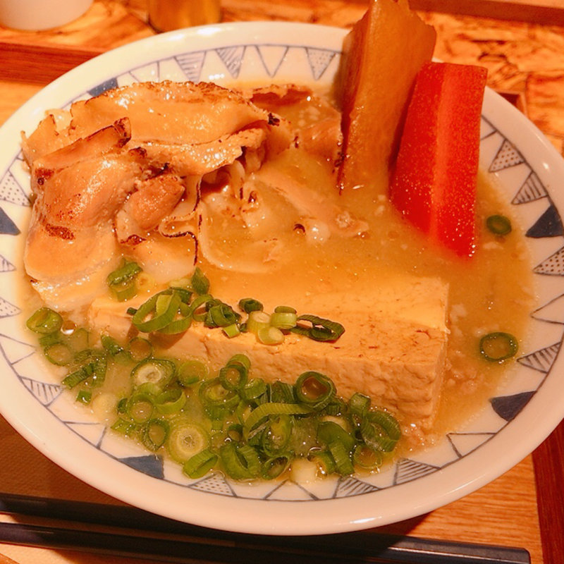 ごろごろ野菜のごち豚汁定食(ごちとん 下北沢店)