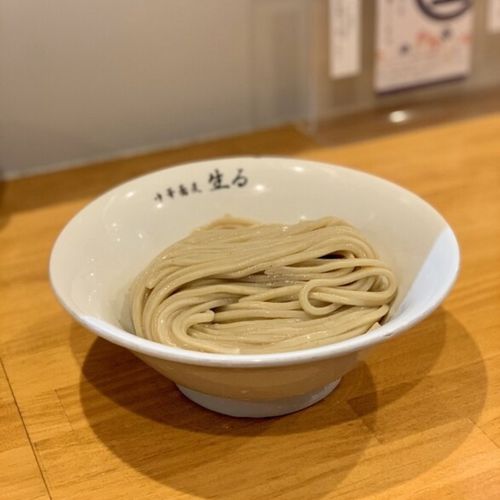 Apple - つけ麺 豚・鶏・魚の旨みを凝縮した濃厚スープが美味しい、食べごたえ
