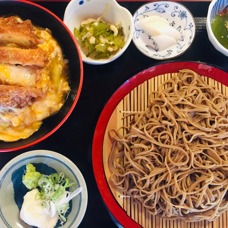 丼ぶり定食 かつ丼 韃靼そば(手打ちそば 東風 コチ)