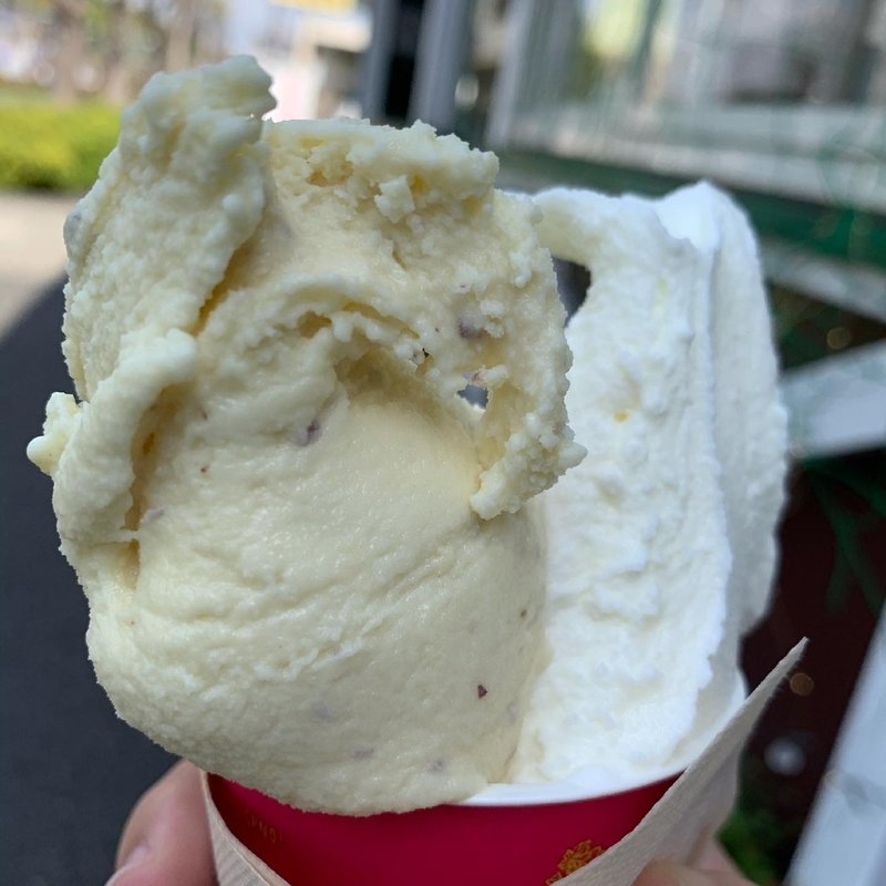 バニラ、焼き芋(ダ ルチアーノ堀之内本店)