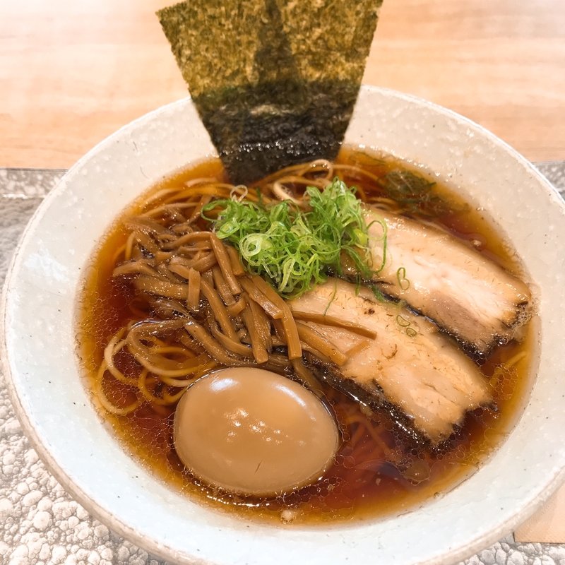 煮干しの中華そば(らーめんくろく識 イオンスタイル仙台卸町店)