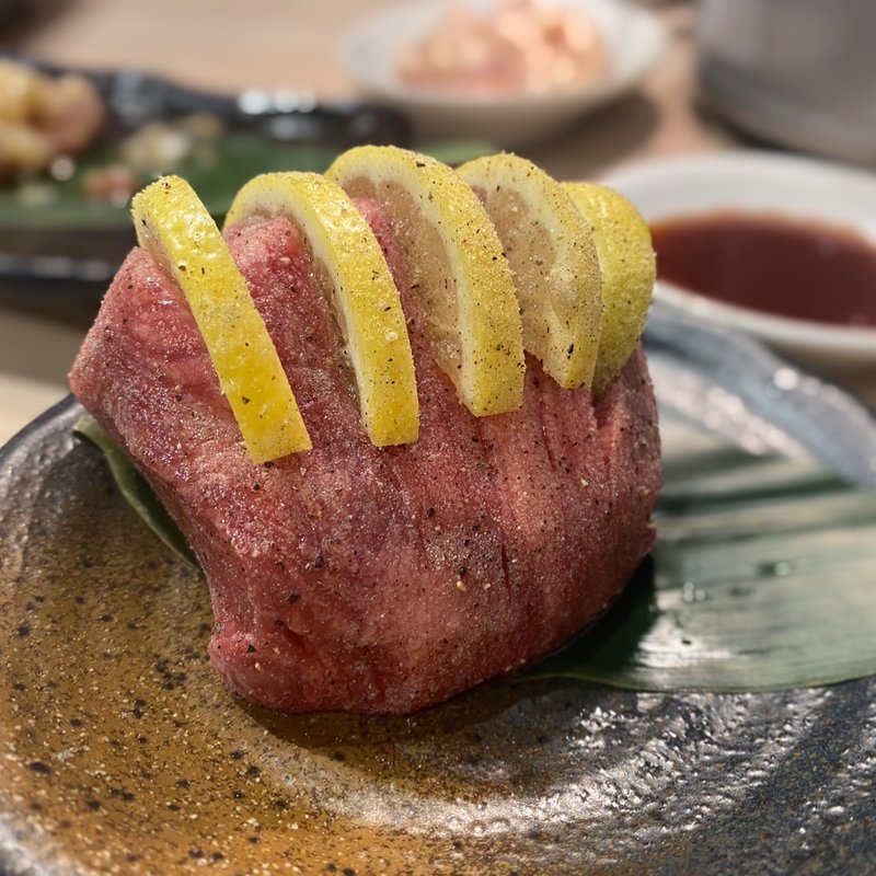 肉塊 レモン牛たん(０秒レモンサワー 仙台ホルモン焼肉酒場ときわ亭 梅田東通り店)