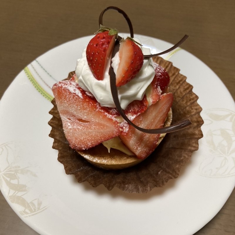 いちごのタルト(パティスリーワタナベ )