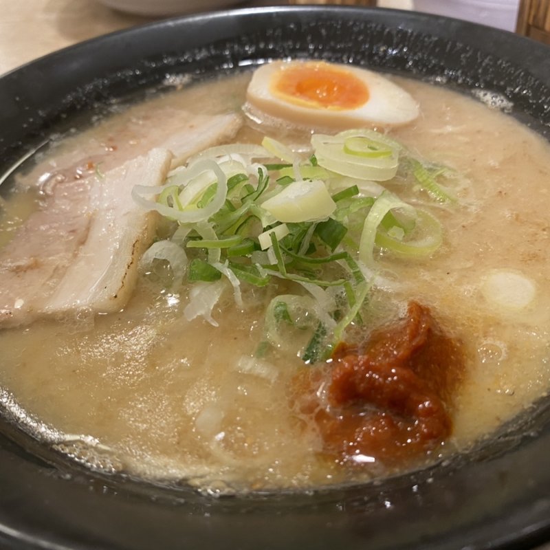 辛みそとんこつ(ラーメン博多王子)
