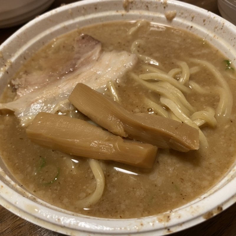 (濃厚つけ麺・ラーメン 八重桜)