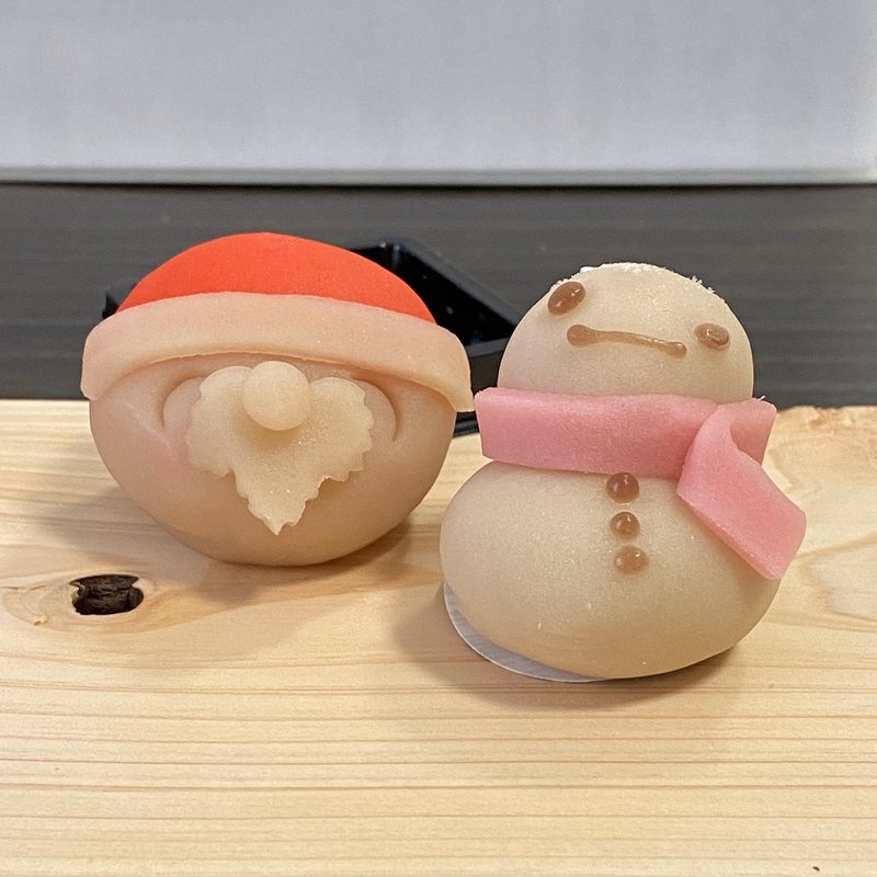 雪だるま、サンタ(藤屋窓月堂 宮町支店 （フジヤソウゲツドウ）)